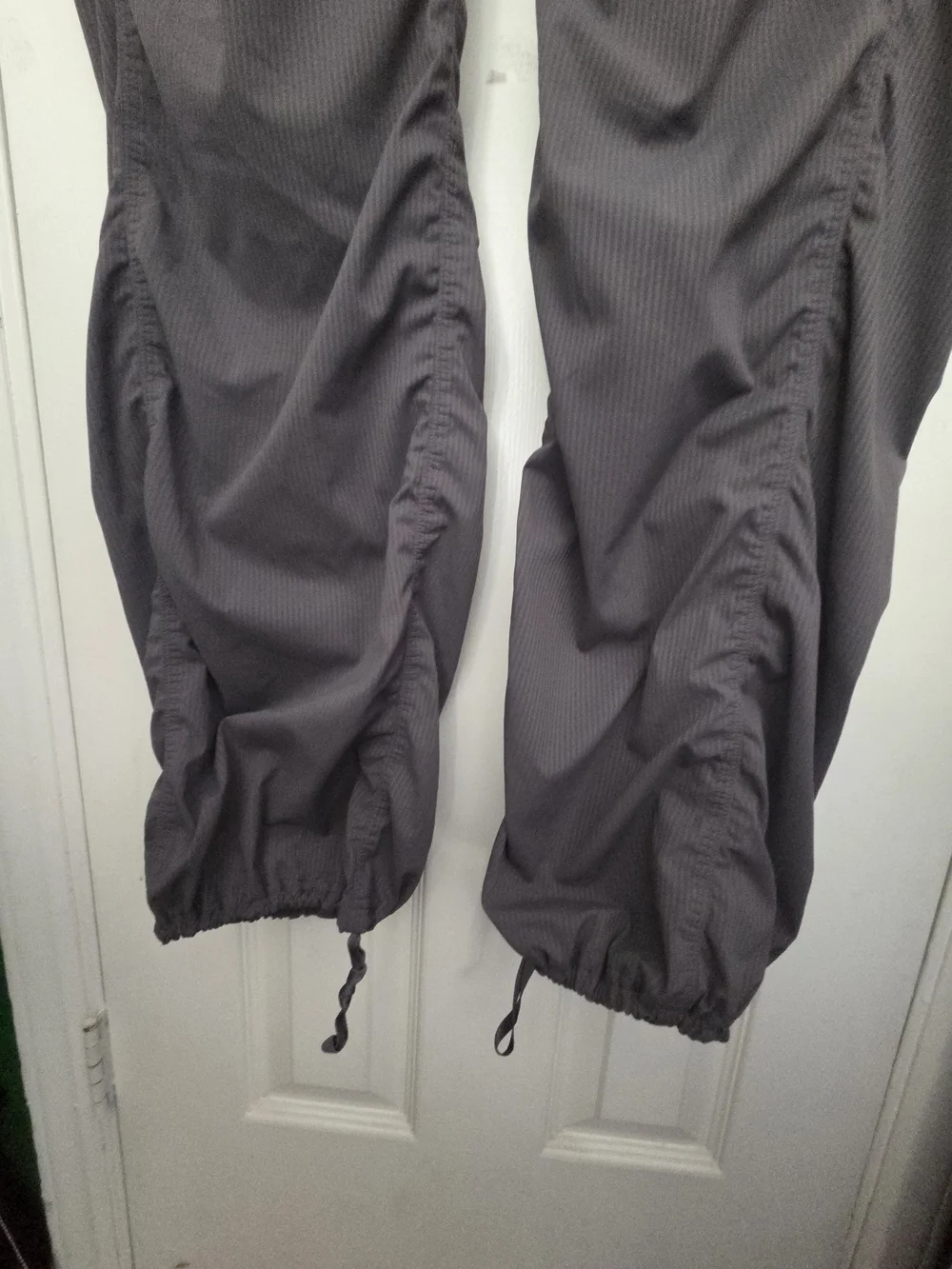 lululemon Dance Studio Charcoal  Drawstring Ruched Jogger Pants. Size 8